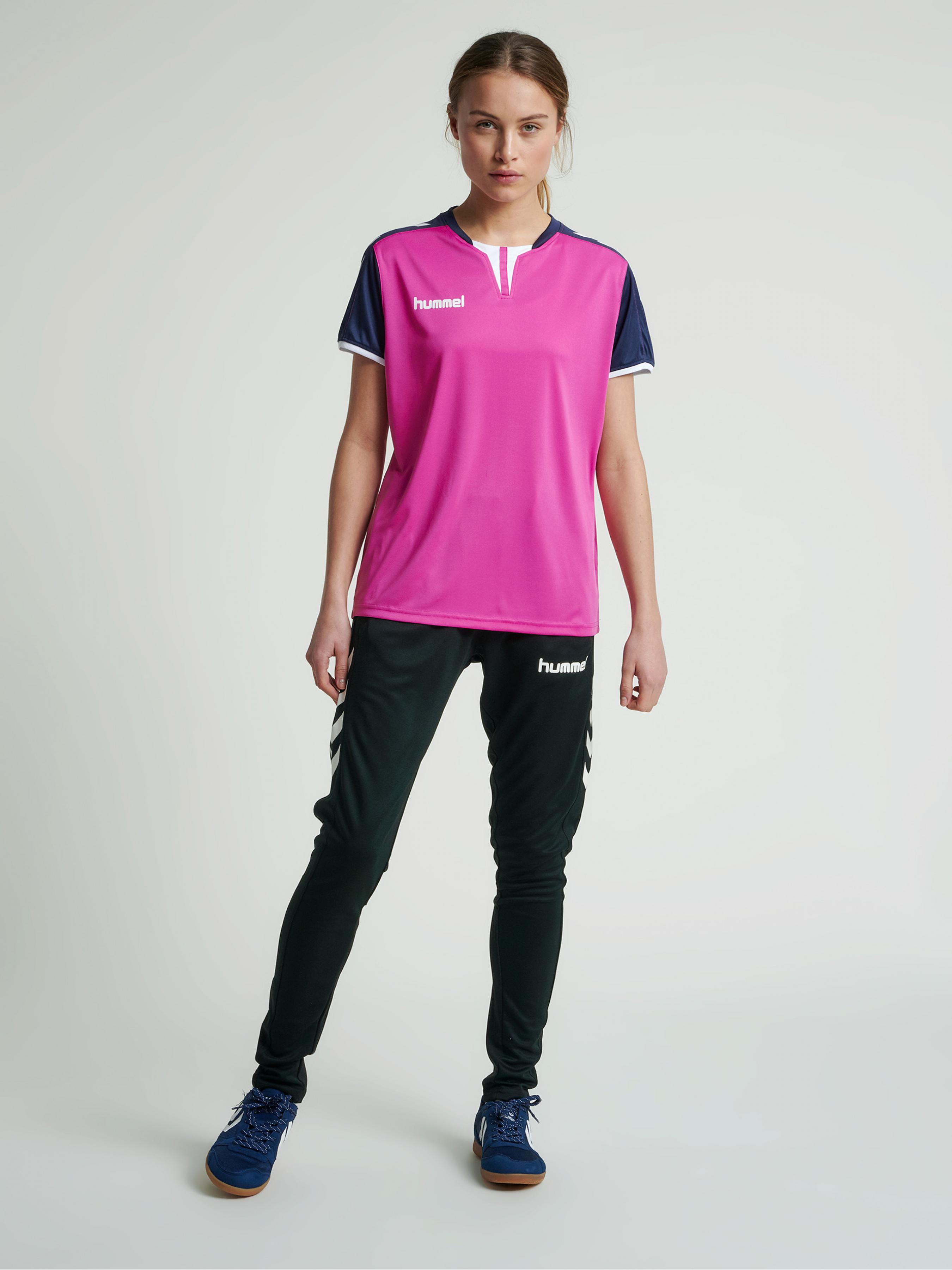 

Hummel ­ Футболки, Розовый