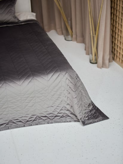 МАЕСТРО ­Покрывало двухстороннее стеганое на кровать темно-серый модель 105075 — фото 3 - INTERTOP