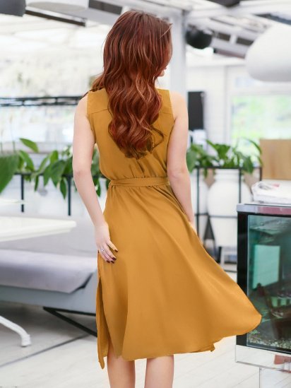 Сукня міді ISSA Plus модель 11626_mustard — фото 3 - INTERTOP