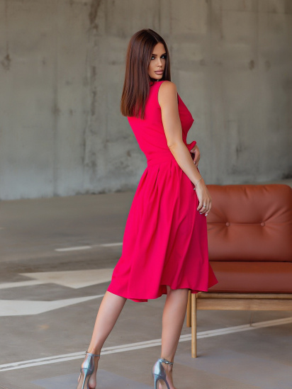 Сукня міні ISSA Plus модель 12080_crimson — фото 3 - INTERTOP