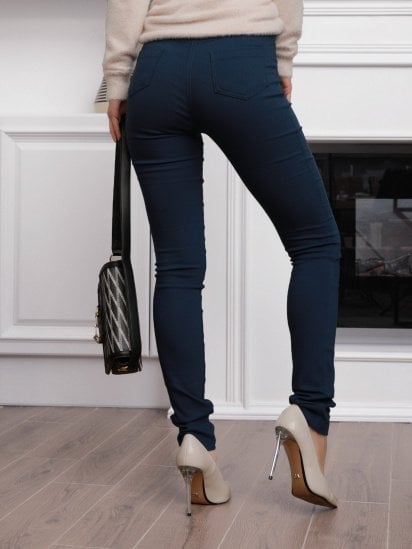 Зауженные джинсы ISSA Plus модель 12319_blue — фото 6 - INTERTOP