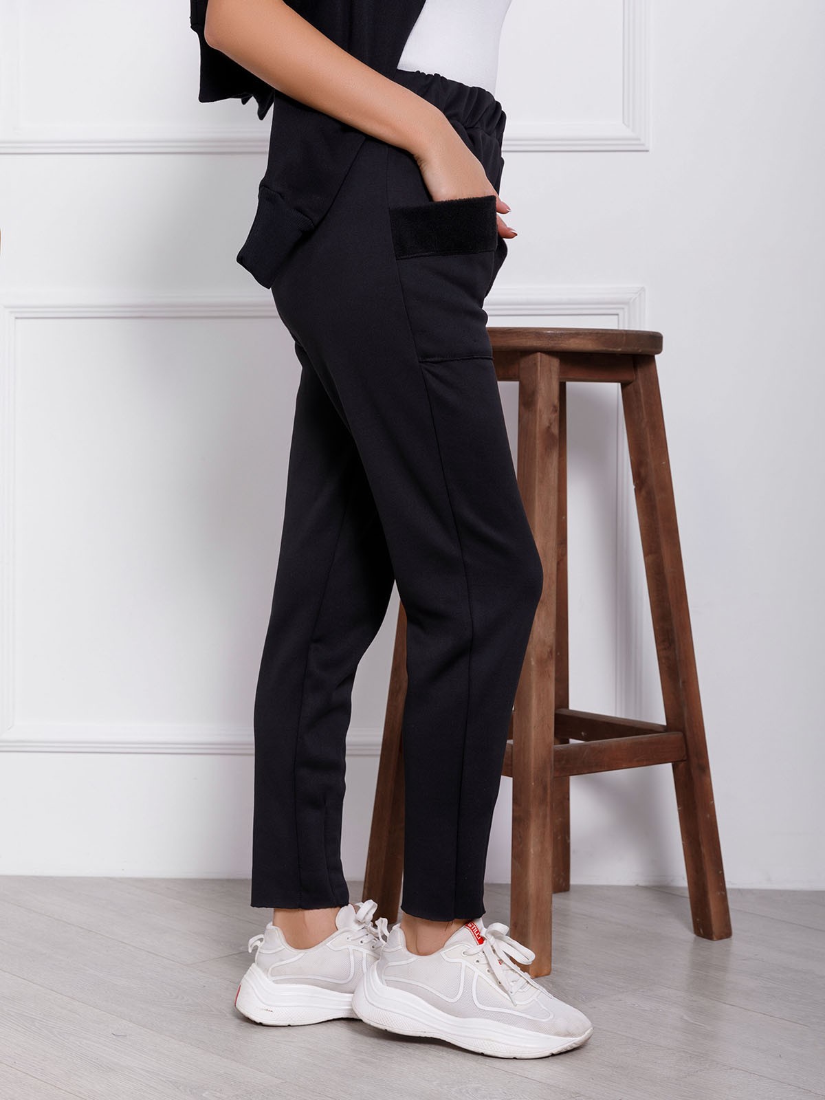 

ISSA Plus Штаны спортивные (12362_black) Женское, цвет - Чёрный, материал - без подкладки