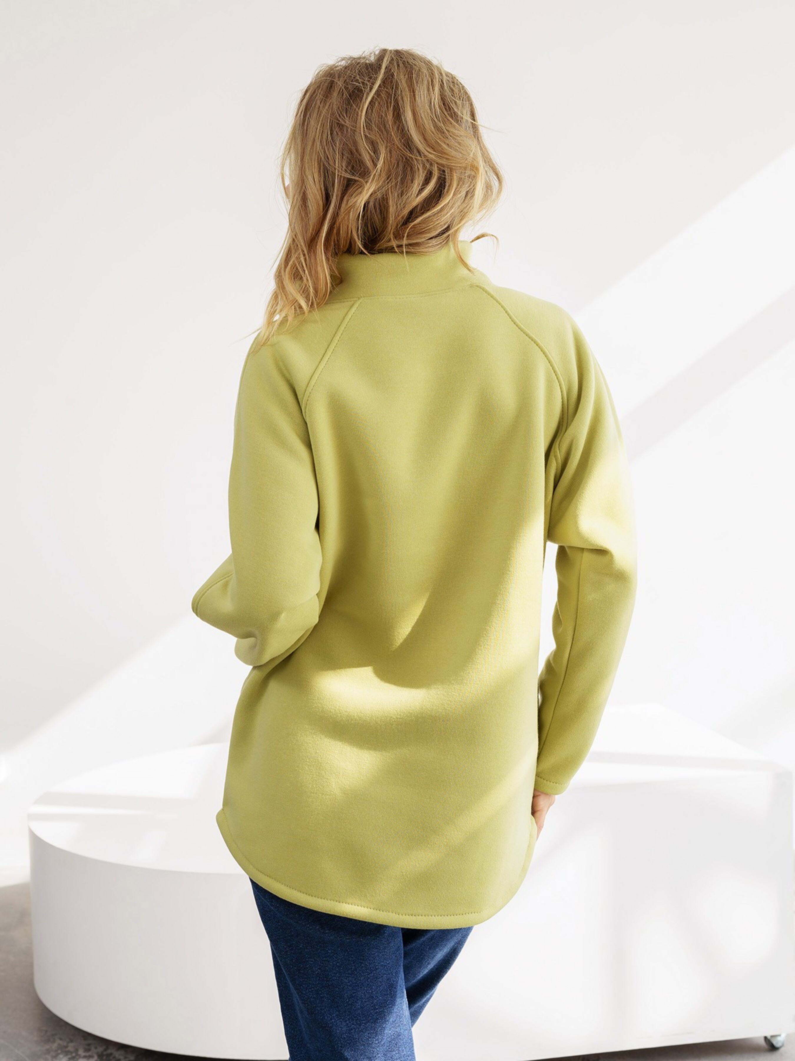 

ISSA Plus Джемпер (13564_olive) Женское, цвет - Зелёный, материал - флис