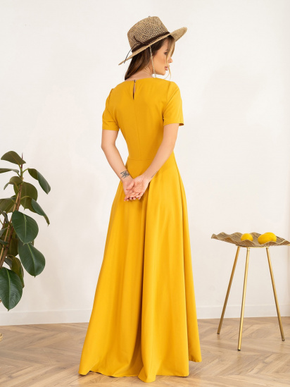 Платье макси ISSA Plus модель 13995_mustard — фото 3 - INTERTOP