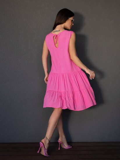 Сукня міні ISSA Plus модель 14104_розовый — фото 3 - INTERTOP