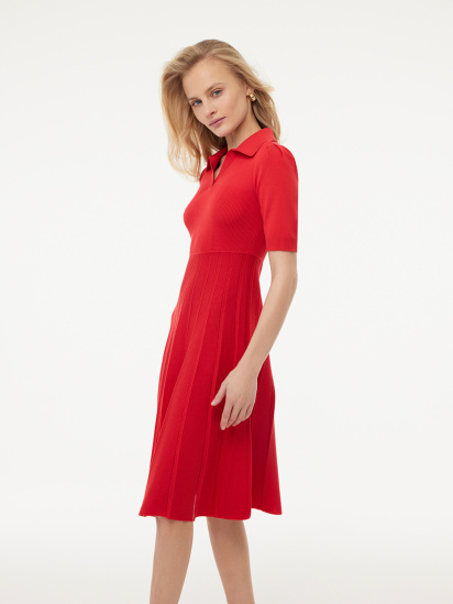 Платье миди TRUE RED модель 220302 — фото 5 - INTERTOP