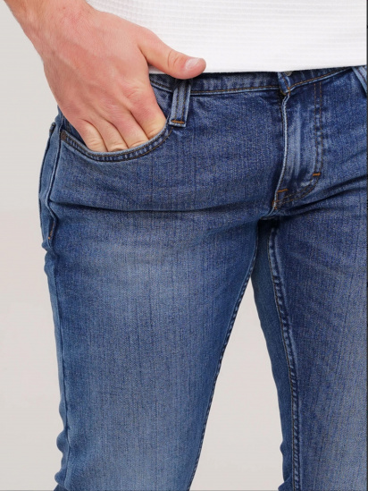 Зауженные джинсы Mustang Jeans модель 4010000 — фото 3 - INTERTOP