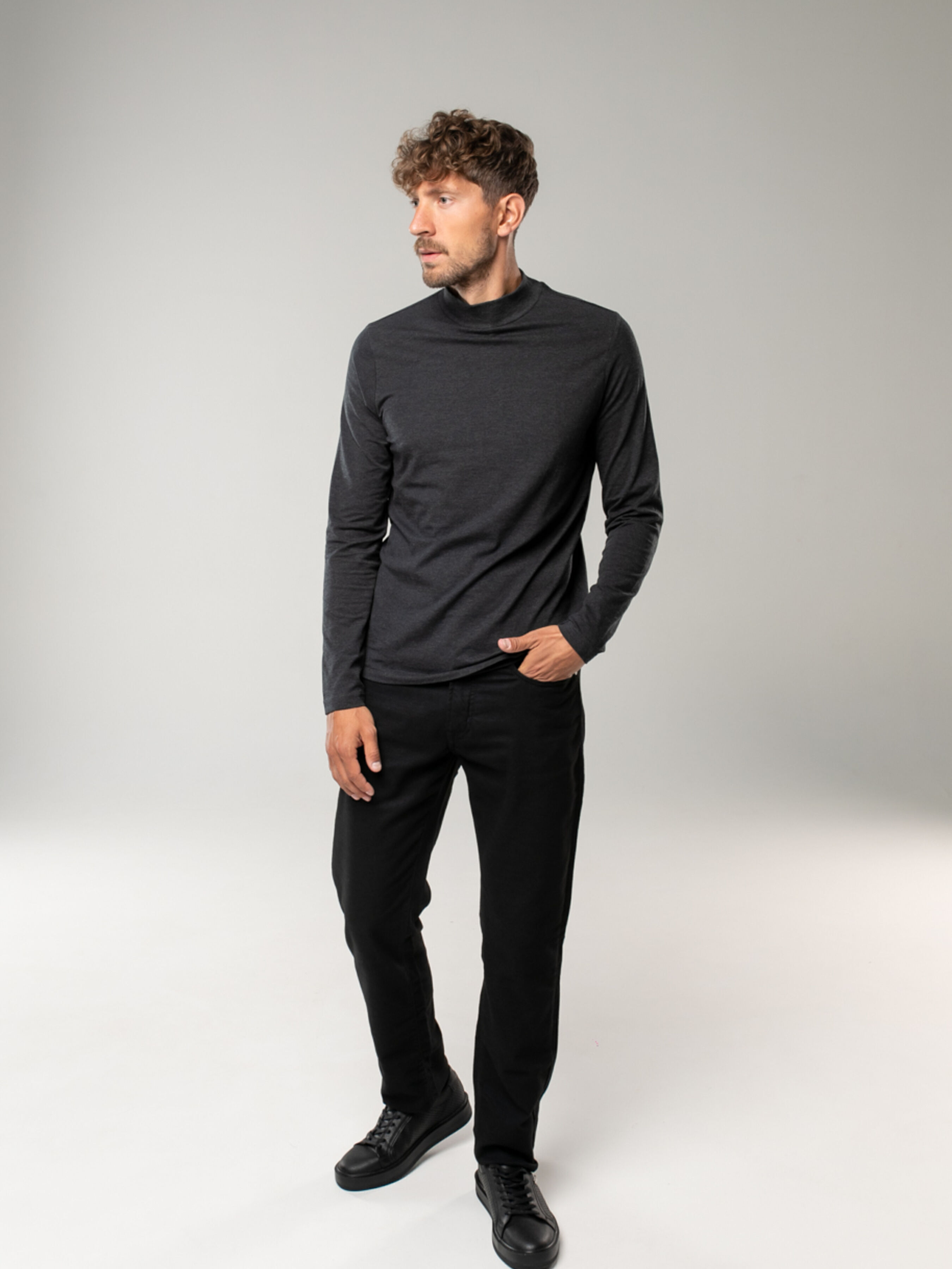 

Pierre Cardin Чіноси (4791.68.30917) Чоловіче, колір - Чорний