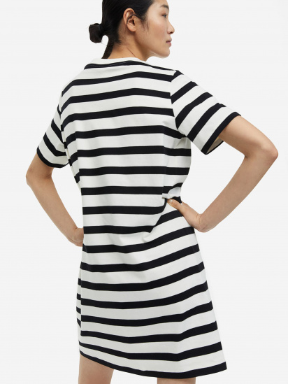 Платье-футболка H&M модель 70890 — фото 4 - INTERTOP