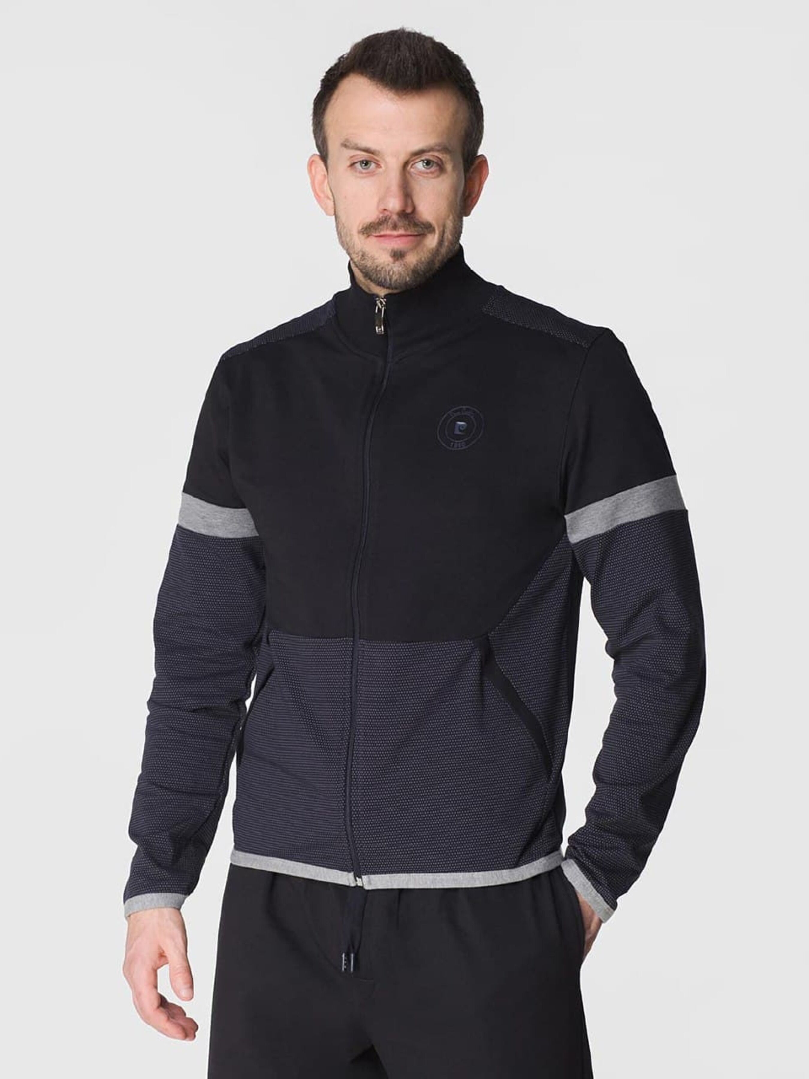 

Pierre Cardin Спортивний костюм (7090.3000.7090) Чоловіче, колір - Синій