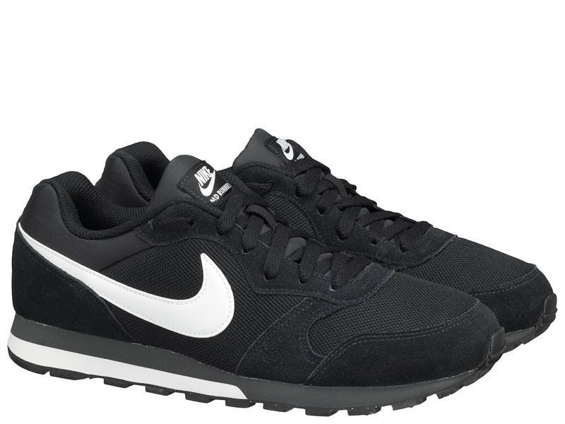 

Кросівки чоловічі NIKE MD RUNNER 2 Black/white 749794-010