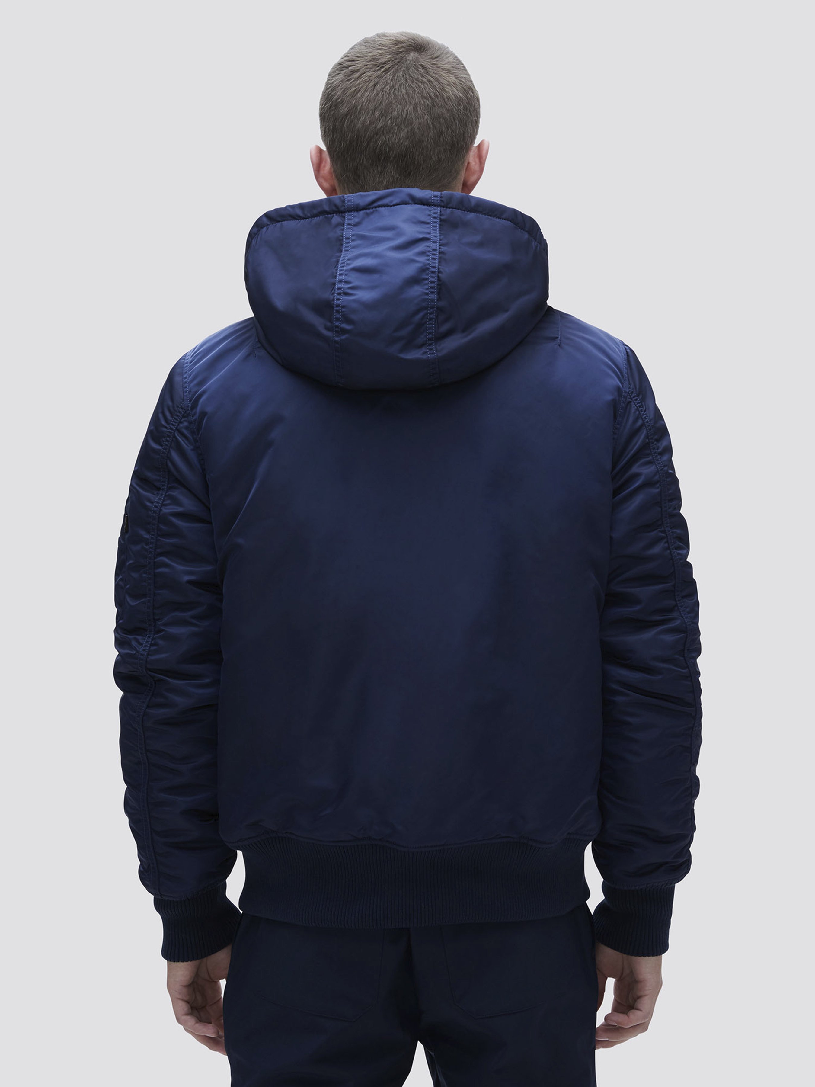 

Alpha Industries MA-1 HOODED RIB Бомбер (ALD19) Мужское, цвет - Синий, материал - Нейлон