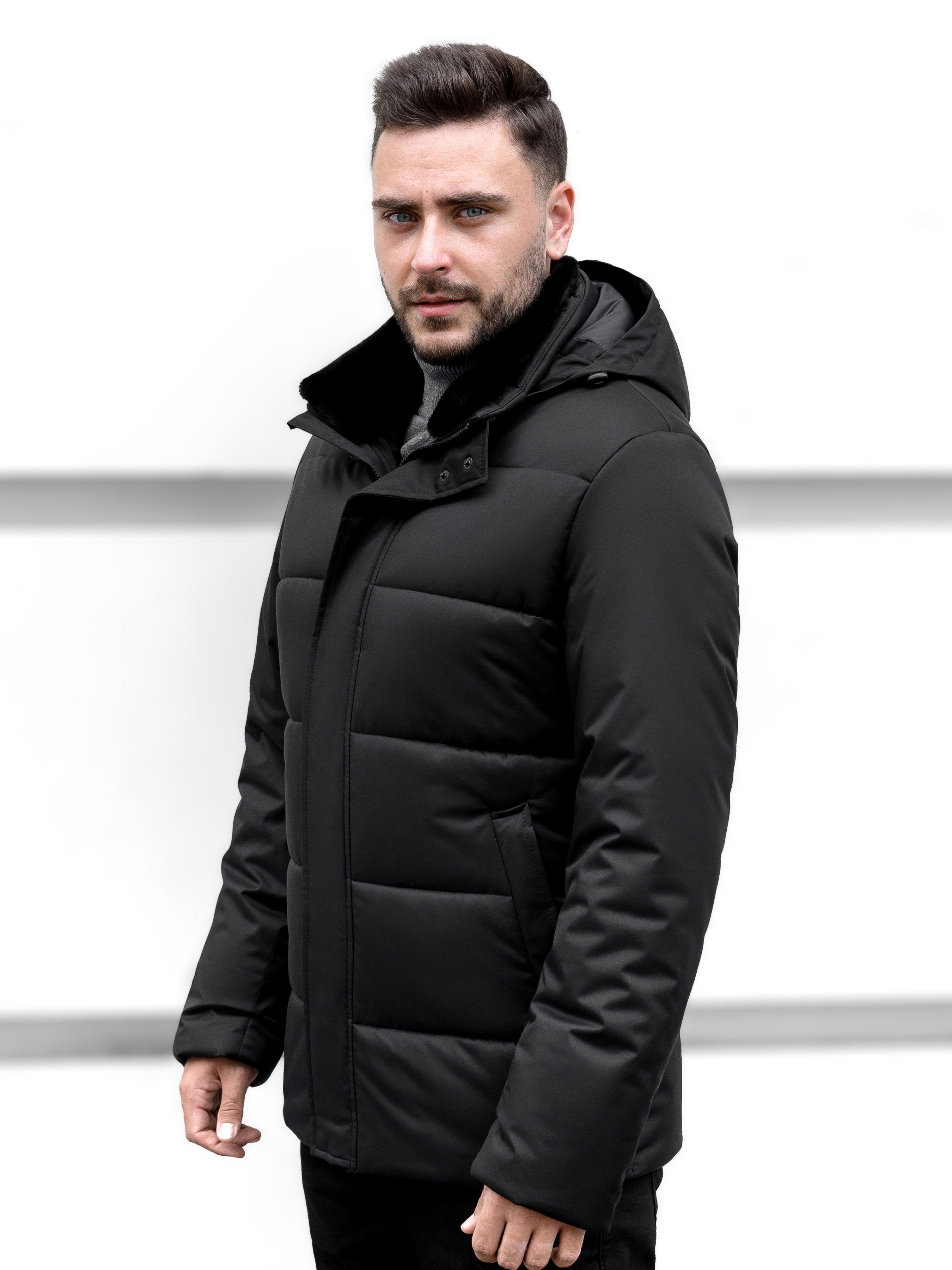 

Sun's House Зимняя куртка (B-092) Мужское, цвет - Чёрный, материал - Полиэстер