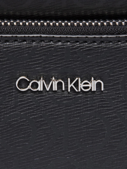 Крос-боді Calvin Klein Ck Must Camera Bag Lg Epi Mono модель K60K609895-0GJ — фото 4 - INTERTOP