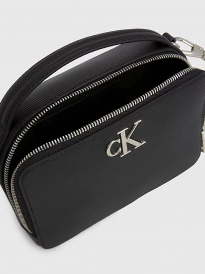 Крос-боді Calvin Klein Minimal Monogram Camera Bag18 T модель K60K611222-BDS — фото 3 - INTERTOP