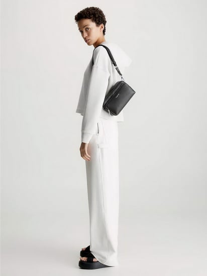 Мессенджер Calvin Klein Must Camera Bag W/Pckt Lg модель K60K608410-BAX — фото 5 - INTERTOP