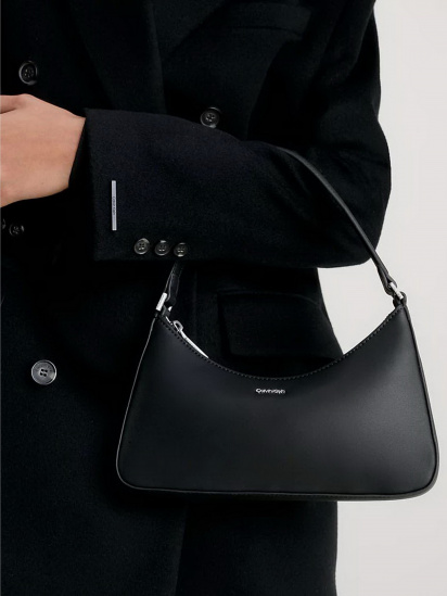 Хобо Calvin Klein Must Small Shoulder Bag модель K60K609613-BAX — фото 4 - INTERTOP