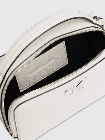 Крос-боді Calvin Klein Minimal Monogram Camera Bag18 модель K60K610683-CI2 — фото 3 - INTERTOP