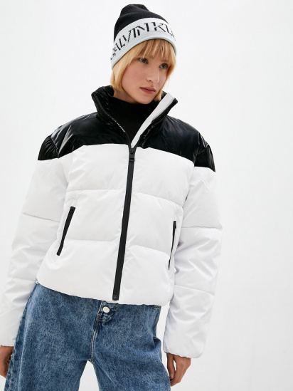 Демисезонная куртка Calvin Klein Jeans модель J20J216879_YAF — фото - INTERTOP
