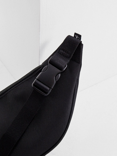 Поясна сумка Calvin Klein Jeans модель K50K507194_BDS — фото 4 - INTERTOP