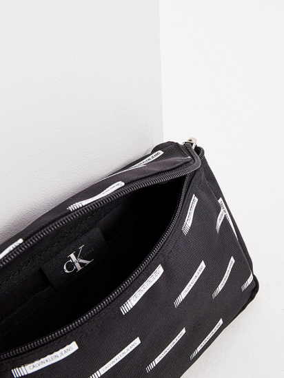 Поясная сумка Calvin Klein Jeans модель K50K507585_01N — фото 5 - INTERTOP