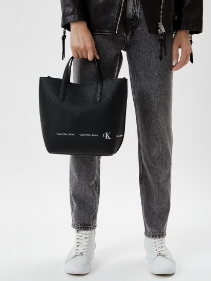 Кросс-боди Calvin Klein Jeans модель K60K608936_BDS — фото 6 - INTERTOP