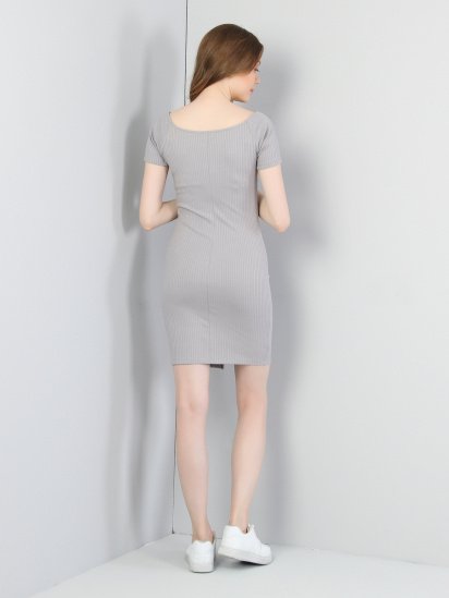 Платье мини Colin’s модель CL1036760GRA — фото - INTERTOP