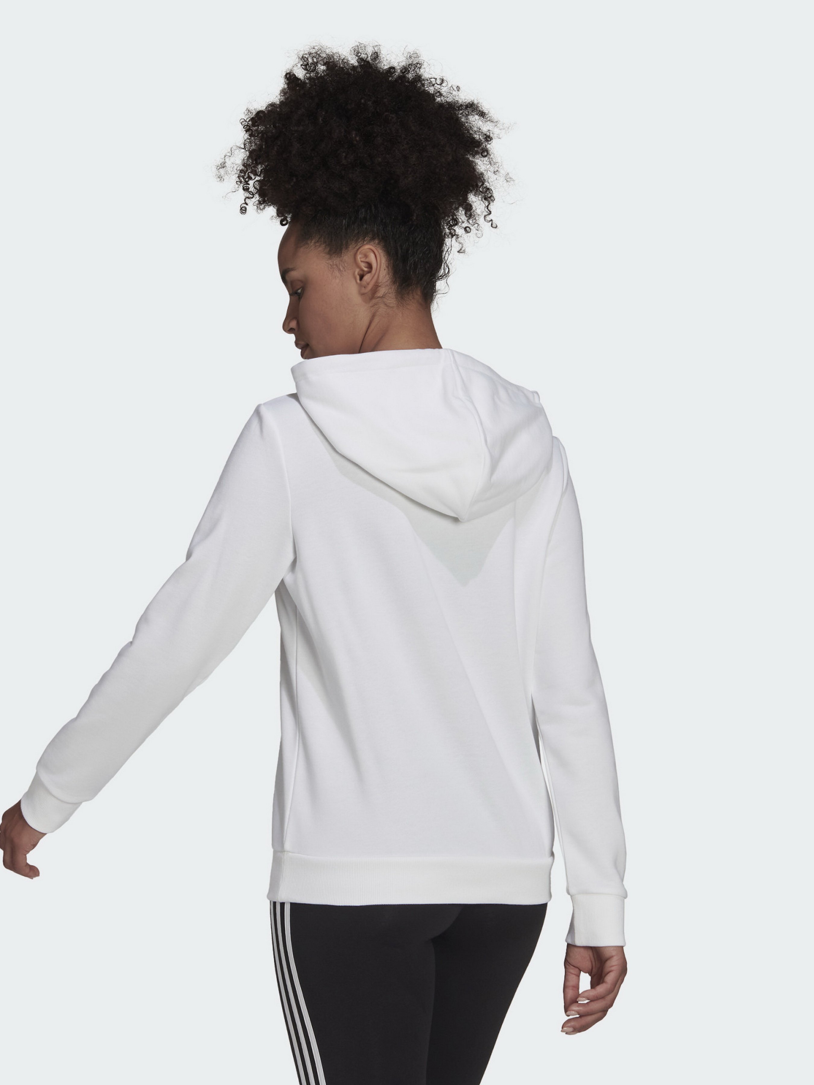 

Adidas Essentials Relaxed Logo Худи (CN2987) Женское, цвет - Белый, материал - Без подкладки