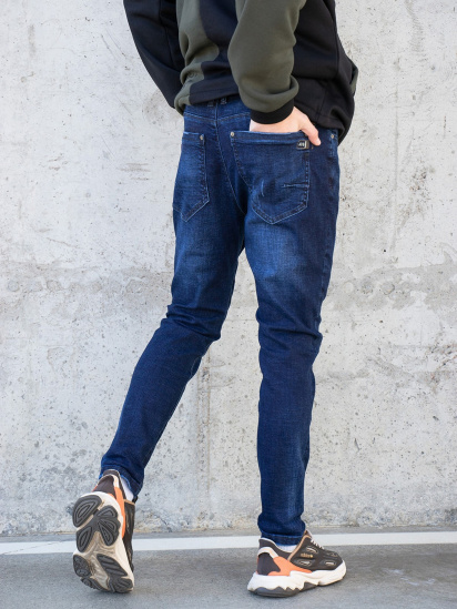 Зауженные джинсы ISSA Plus модель GN4-46_blue — фото 3 - INTERTOP