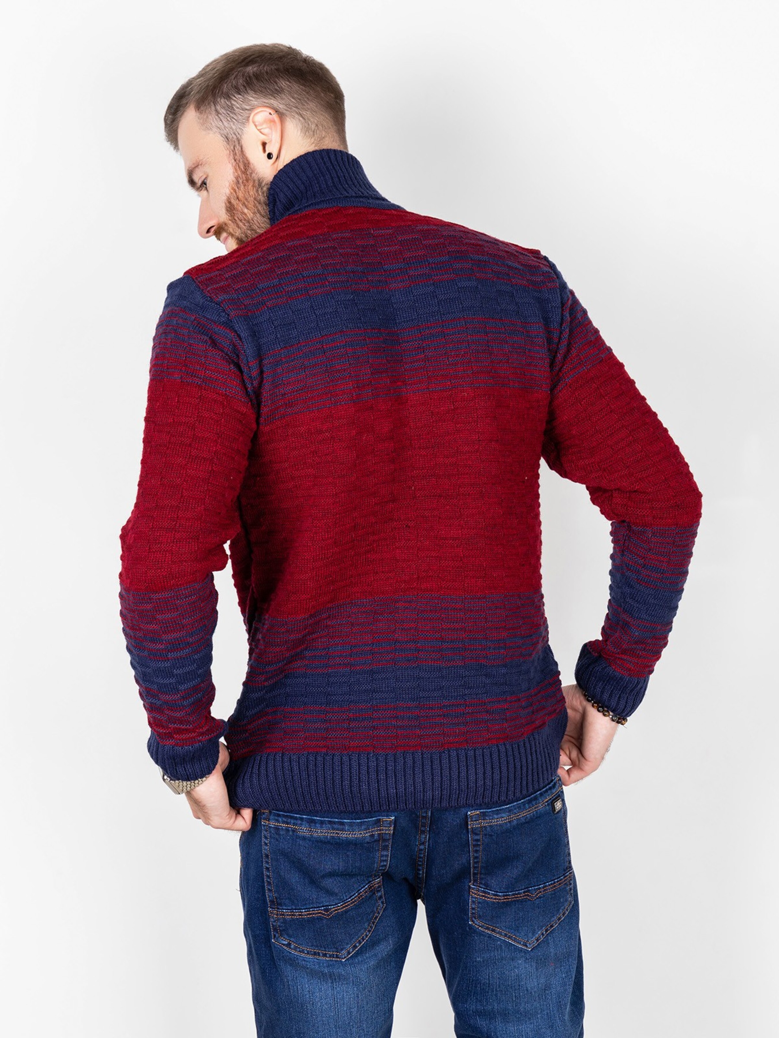 

ISSA Plus Свитер (GN4-72_burgundy.) Мужское, цвет - Бордовый