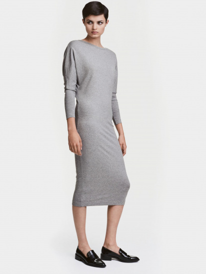 Платье миди H&M модель 0460830_сірий — фото - INTERTOP