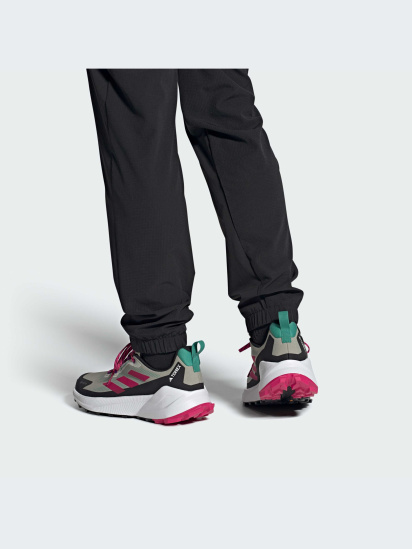 Тактичні кросівки adidas модель IE4841 — фото - INTERTOP