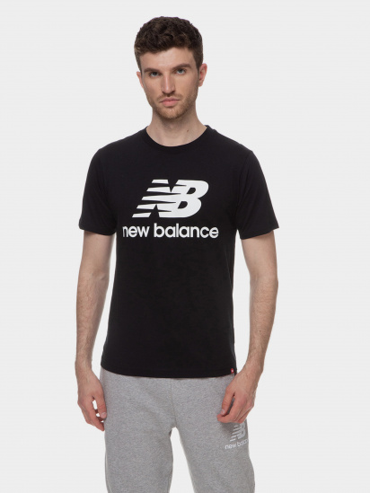 Футболка New Balance Essentials Stacked Logo модель MT01575BK — фото - INTERTOP
