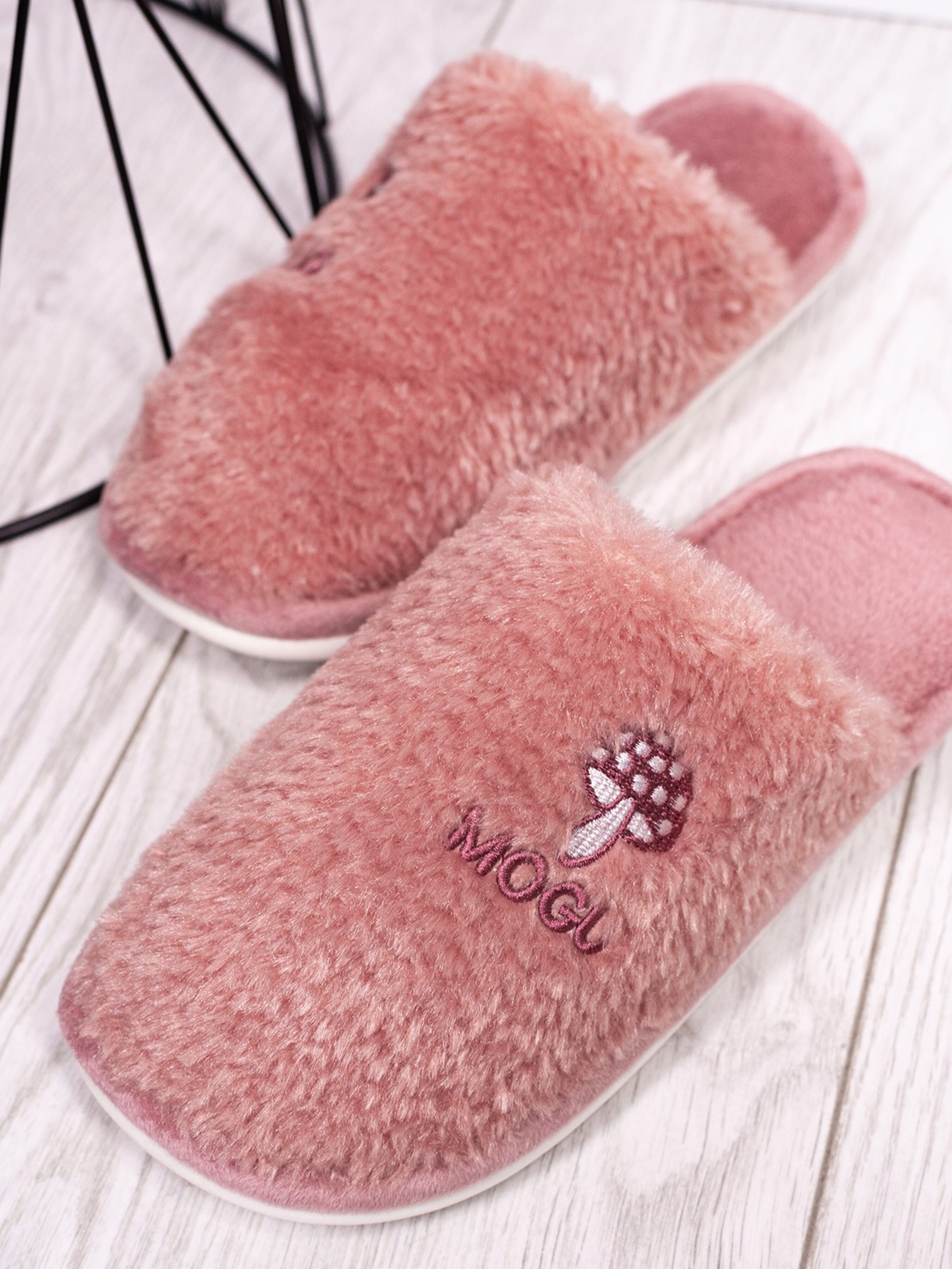 

ISSA Plus Тапки (OB3-05_pink) Женское, цвет - Розовый, материал - искусственный мех