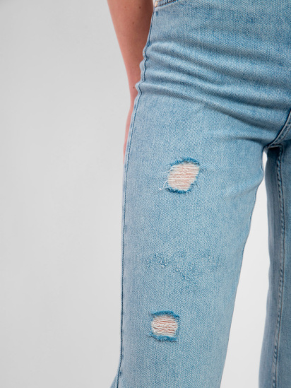 Расклешенные джинсы KOCCA модель P24PGO1706ABUNL541 — фото 6 - INTERTOP