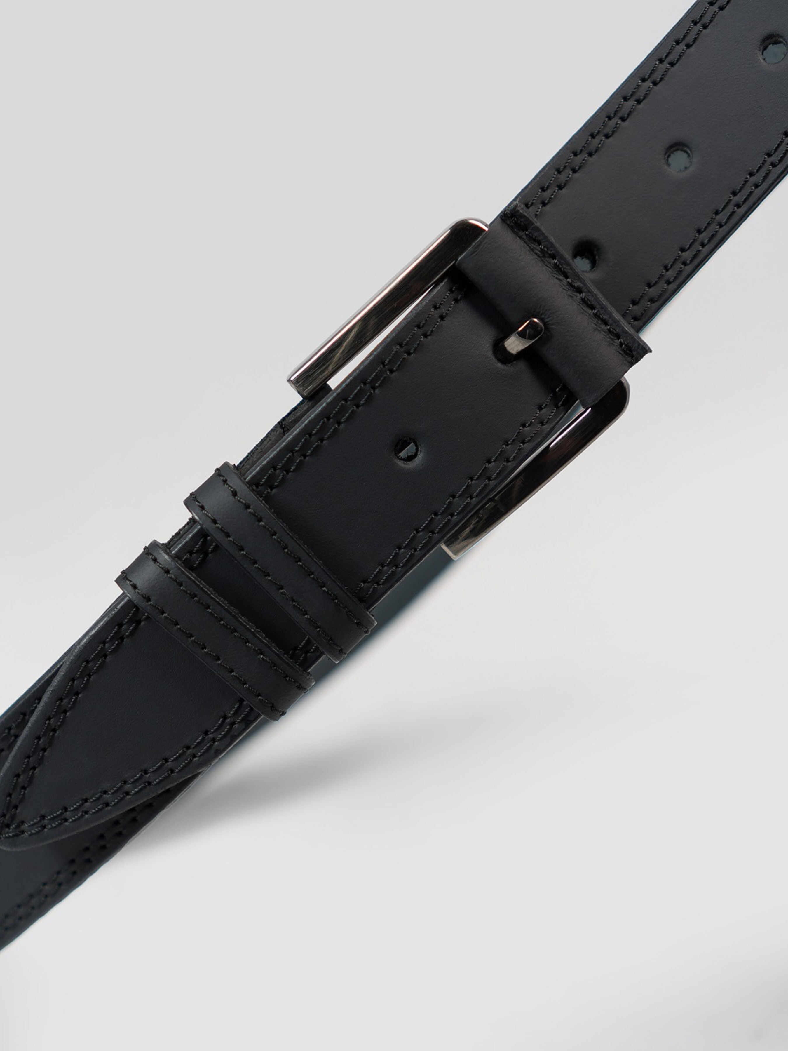 

ISSA Plus Ремені (R1-83_black) Чоловіче, колір - Чорний, матеріал - поліестер