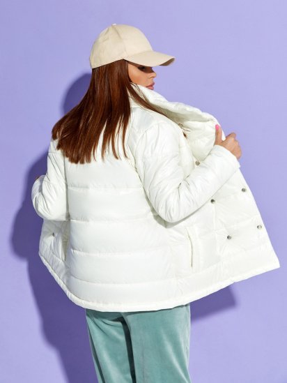 Демісезонна куртка ISSA Plus модель SA-311_milky — фото 3 - INTERTOP