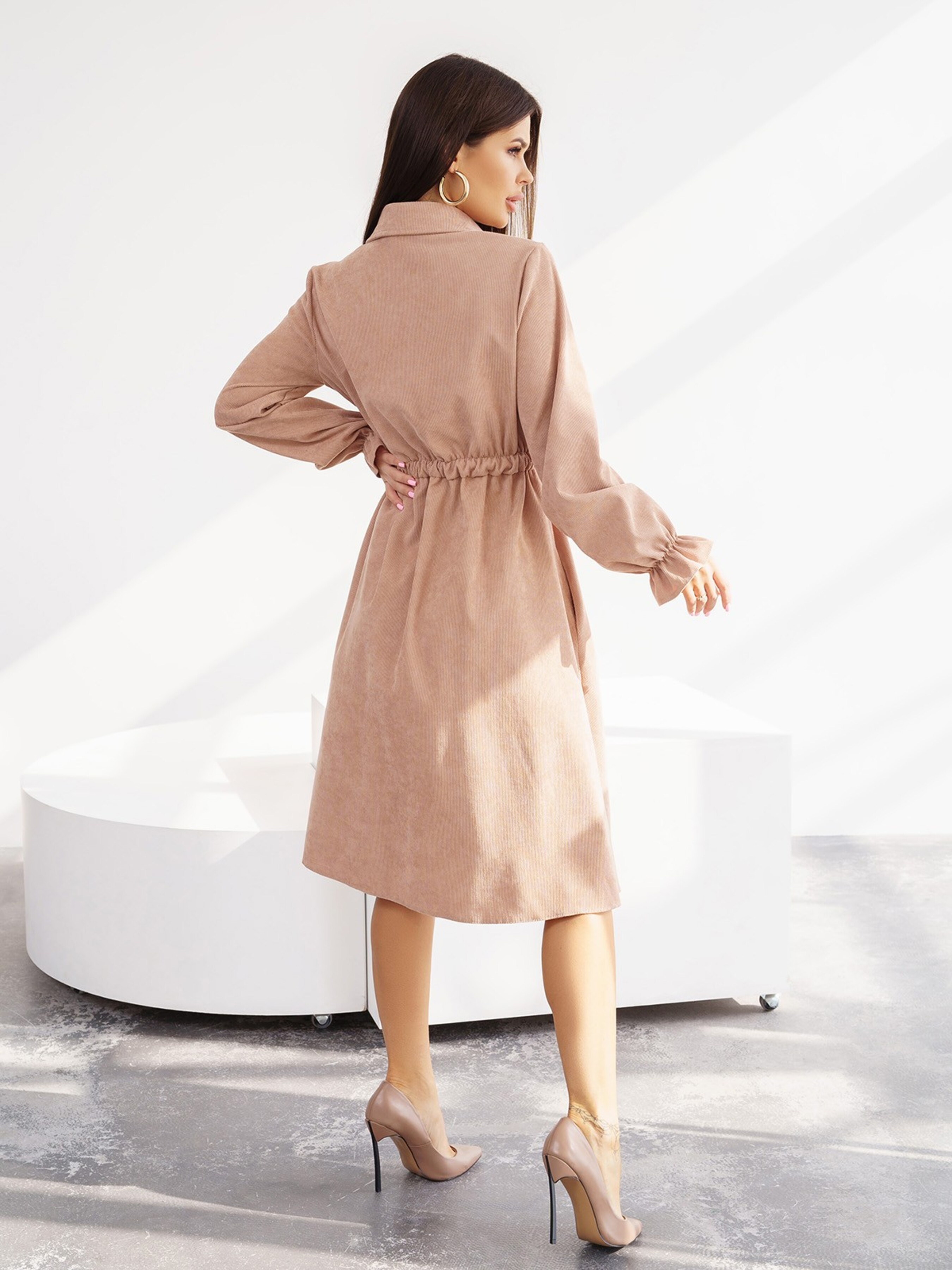 

ISSA Plus Сукня міді (SA-349_beige) Жіноче, колір - Бежевий