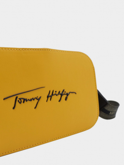 Крос-боді Tommy Hilfiger Iconic Tommy Camera Sign модель AW0AW10464-ZER — фото 4 - INTERTOP