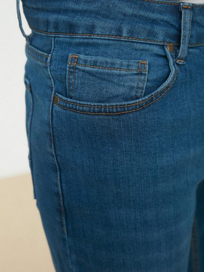 Зауженные джинсы Trendyol модель TMNSS22JE0358/Indigo — фото 3 - INTERTOP