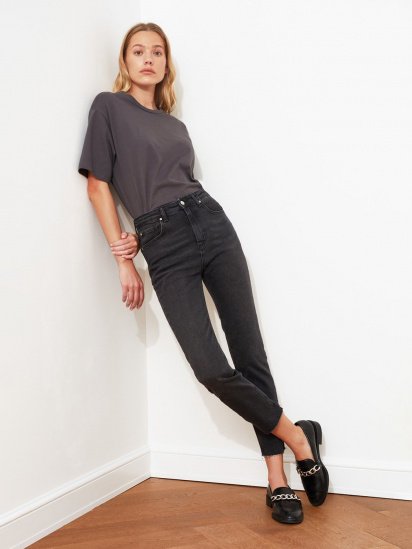 Завужені джинси Trendyol Slim модель TWOSS21JE0014/Siyah — фото - INTERTOP