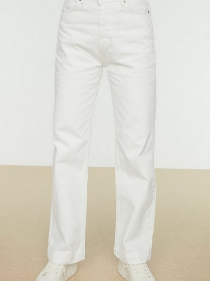Прямі джинси Trendyol Frayed Straight модель TCTSS22JE0044/Beyaz — фото 5 - INTERTOP