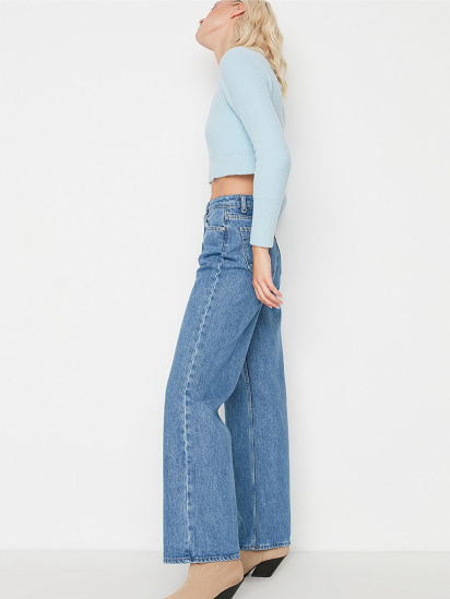 Расклешенные джинсы Trendyol модель TWOAW21JE0099/Mavi — фото - INTERTOP
