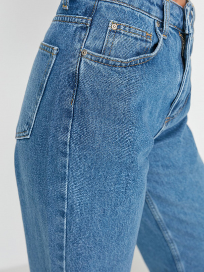 Расклешенные джинсы Trendyol модель TWOAW21JE0099/Mavi — фото 3 - INTERTOP