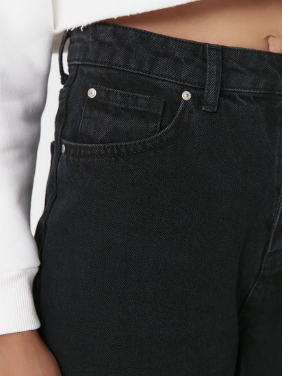 Расклешенные джинсы Trendyol модель TWOAW21JE0539/Siyah — фото 4 - INTERTOP