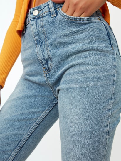 Прямі джинси Trendyol модель TWOSS22JE0430/Mavi — фото - INTERTOP