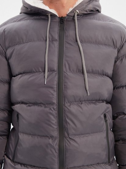 Демісезонна куртка Trendyol модель TMNAW22MO0129/Fume — фото 4 - INTERTOP