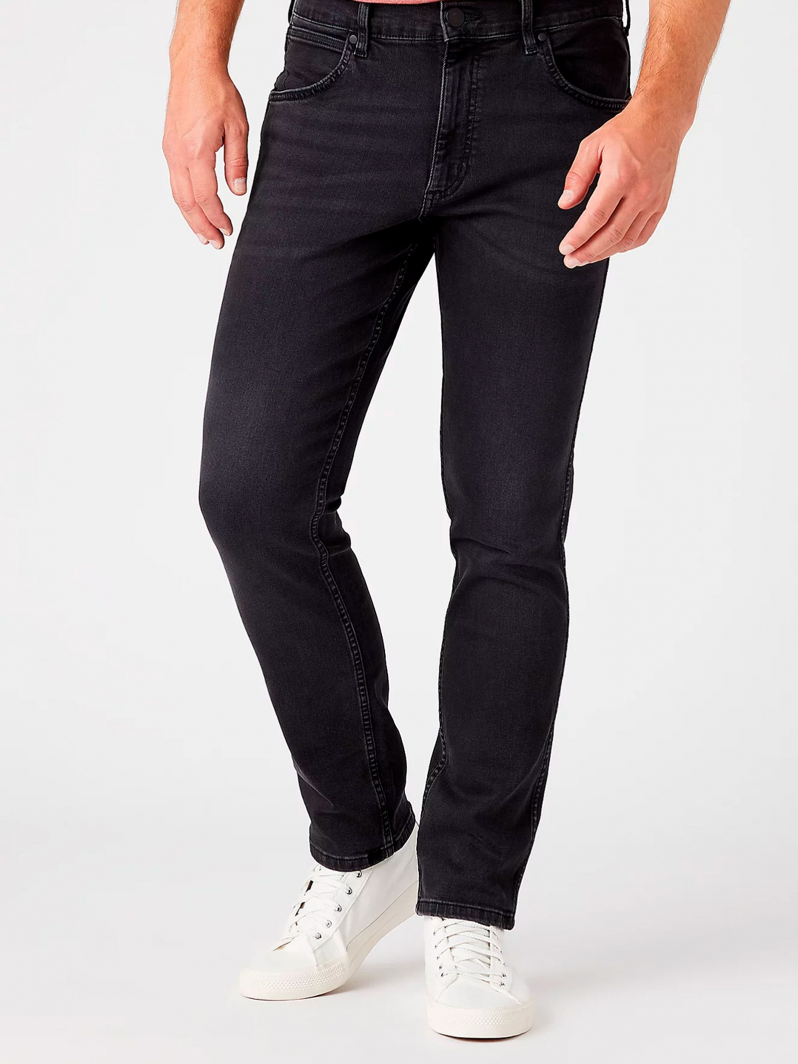 Зауженные джинсы Wrangler W15QHP363_36 для мужчин, цвет: Чёрный - купить по выгодной цене в Казахстане | INTERTOP