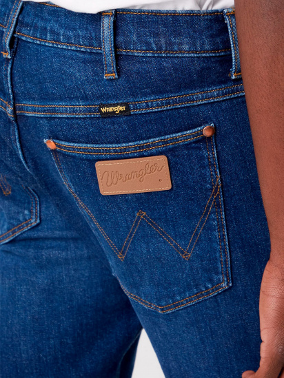 Прямые джинсы Wrangler модель W1MZJX20C_34 — фото 4 - INTERTOP