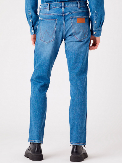 Прямые джинсы Wrangler модель W15QJX21Y_32 — фото 4 - INTERTOP